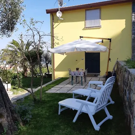 Casa Isabelle Mel Apartment La Spezia